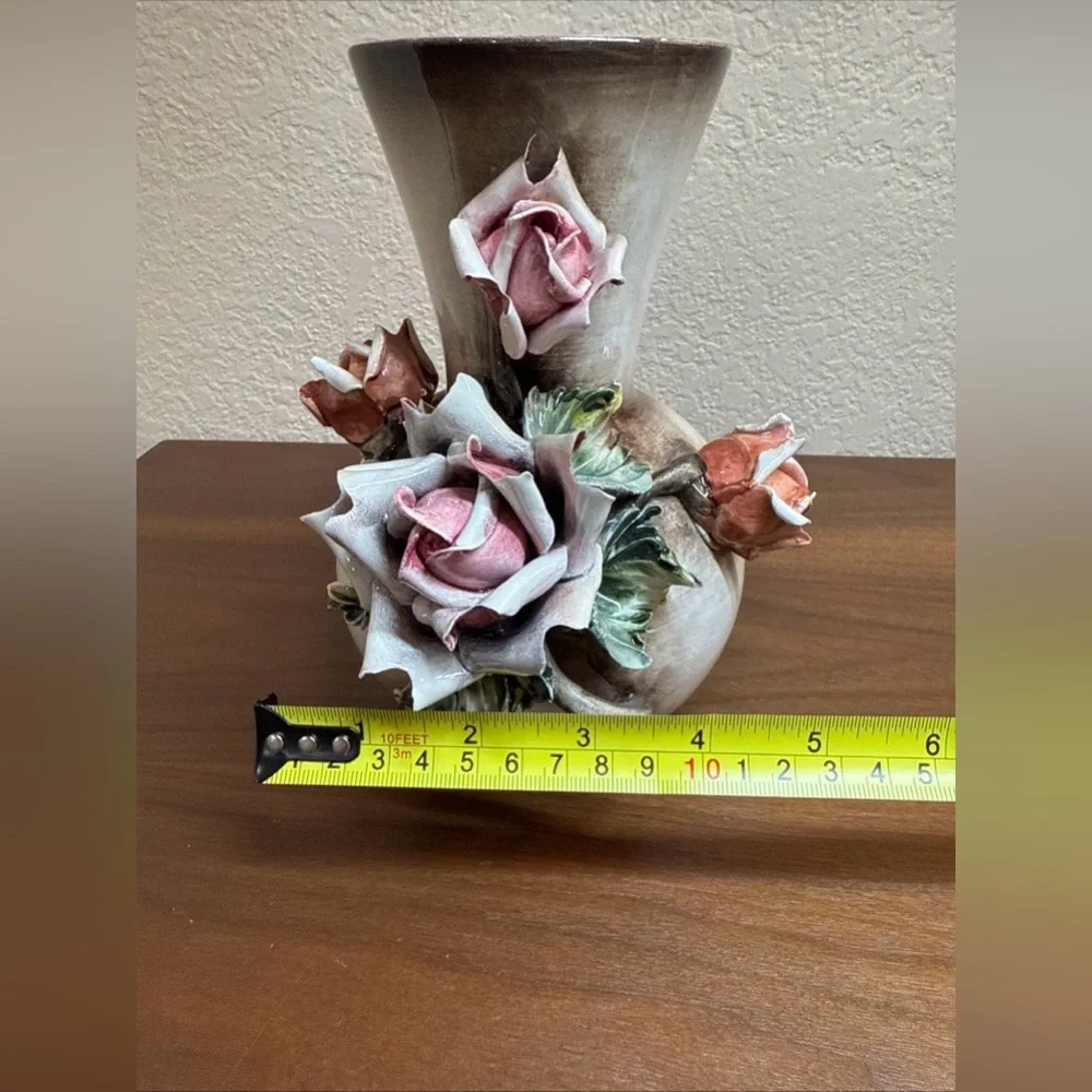 Vintage Capodimonte Italian Porcelain Bisque Rose Vase 7.5